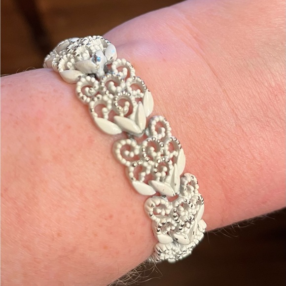Vintage Monet White and Gold Bracelet